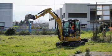 Furto nel cantiere Zes di Punta Penna, portato via un escavatore