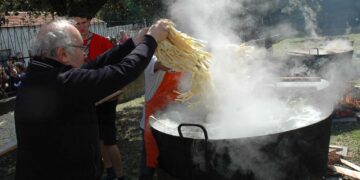 Tutto pronto a San Salvo per il ritorno della sfilata delle “some” e del rito delle “sagne”
