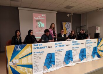 La mafia raccontata da chi l’ha combattuta in prima linea: studenti a lezione da Piernicola Silvis