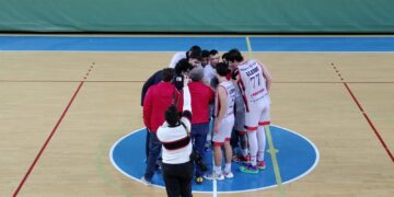 L’Unibasket chiude con il sorriso: Roseto battuto 82 a 70
