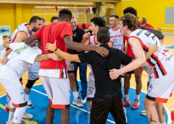L’Unibasket cala il tris: Magic battuto a domicilio 84 a 73