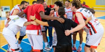 L’Unibasket cala il tris: Magic battuto a domicilio 84 a 73