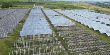 La seconda vita della centrale distrutta dai ladri e dell’impianto di trattamento incendiato