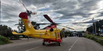 Scontro tra 4 auto: 3 feriti, tra cui un bambino di 5 mesi