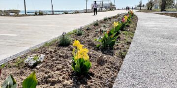 San Salvo apre parte del nuovo lungomare per accogliere la carovana rosa