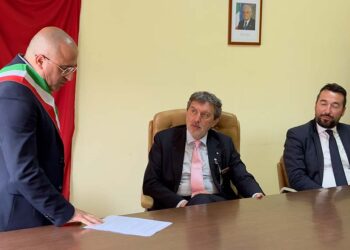 “Tour” di Marsilio nell’entroterra vastese: tappe a Furci, San Buono e Roccaspinalveti