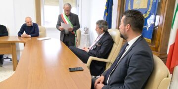 “Tour” di Marsilio nell’entroterra vastese: tappe a Furci, San Buono e Roccaspinalveti