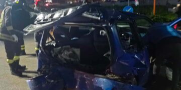 Tamponamento tra due auto sulla circonvallazione a Vasto, ferita una ragazza