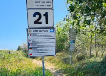 Riserve naturali: nuovo accesso a Marina di Vasto e scultura per ricordare i capodogli a Punta Penna