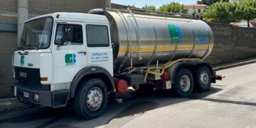 Frana a Roccaspinalveti lascia a secco 15 Comuni, arrivano le autobotti