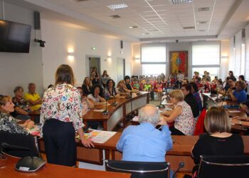 Terza edizione per l’infiorata all’uncinetto di San Salvo: 50 i pannelli in esposizione