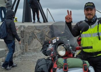 Luca De Laurentiis è arrivato con la sua vespa a Capo Nord