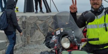 Luca De Laurentiis è arrivato con la sua vespa a Capo Nord