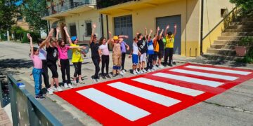 A Pollutri nuovi attraversamenti pedonali realizzati dagli alunni
