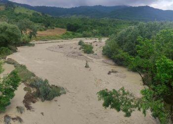 Il Sinello supera la soglia di allarme: allagati numerosi campi. Allerta anche per l’Osento