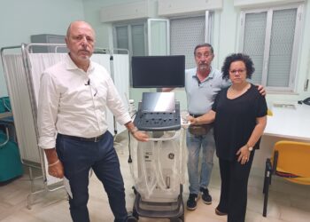 Il Comune dice no al ritiro dell’ecografo dal distretto sanitario: «non tolleriamo più questi espropri di servizi»