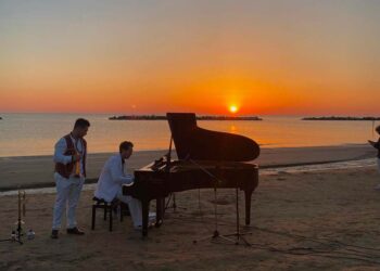 Il concerto all’alba affascina il pubblico di San Salvo Marina e apre “Solo buona musica”