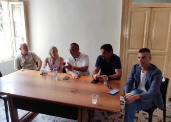 Concorso, centrodestra manda i documenti all’Anac e valuta l’azione legale