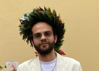 Confetti rossi per Leonardo Marangione