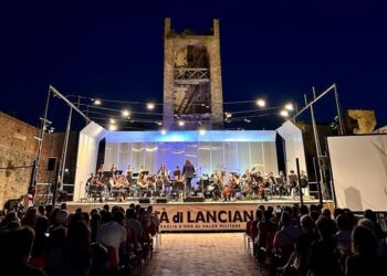 Donato Renzetti torna a dirigere l’orchestra dell’Estate Musicale Frentana