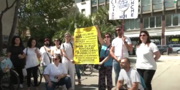 Idonei al concorso ma non assunti, Oss protestano davanti all’assessorato alla Sanità