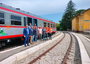 I sindaci del territorio a bordo del treno d’ispezione della Tua