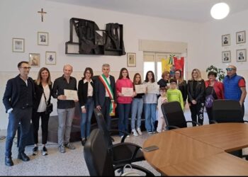 Il Comune premia gli studenti meritevoli con delle borse di studio