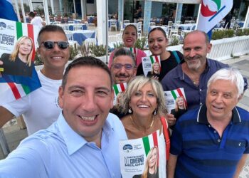 Temi nazionali, regionali e locali al gazebo sansalvese di FdI