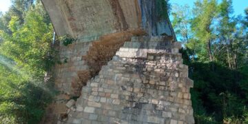 Distacco di un pilone, chiuso al traffico il ponte sul Treste della Sp 162