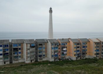 «Altro che lavori, qui non si chiudono più neanche le finestre»