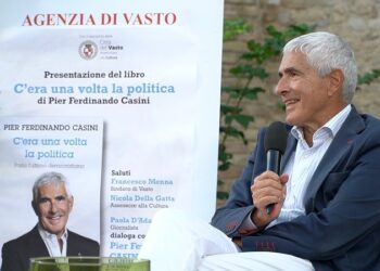 Casini a Vasto: «Gaspari e Natali, uomini di governo a contatto con la gente. Ora politica di fake news»