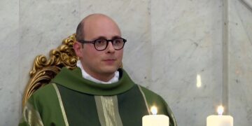 Don Daniele Di Michele è il nuovo parroco di Guardiagrele: la cerimonia