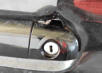 «Prima di ripartire siamo andati al mare a Punta Aderci, ci hanno rubato i bagagli»