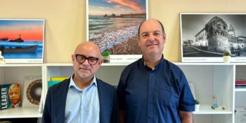 “Come un salvagente”: Dario Leone e don Nicola Florio, un libro che unisce