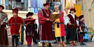 Grande affluenza per il Mastrogiurato, oltre 700 i figuranti: «Exploit incredibile»