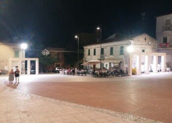 «I colonnati della piazza di Cupello andrebbero rimossi per dare dignità al contesto architettonico»