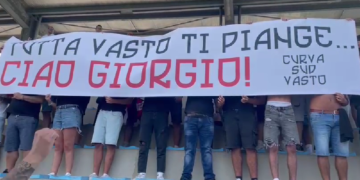 Sui campi di calcio gli striscioni per ricordare i tre operai morti e Giorgio Celenza