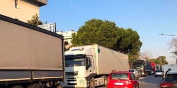 Traffico pesante sulla SS 16, Di Giuseppantonio chiede incontro a Regione, Anas e Autostrade