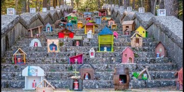 Un ricordo per le vittime delle migrazioni, «Portate la vostra Casetta degli Angeli»