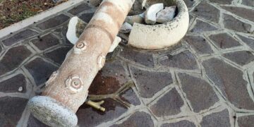 Teppisti si accaniscono contro la chiesa di San Marco: ennesimo atto vandalico