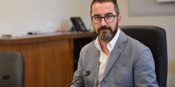 Crisi delle edicole, Smargiassi (M5S) sollecita il governo regionale a sostenerle
