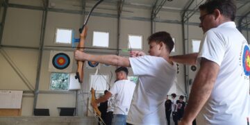 Gli studenti sansalvesi del “Mattioli-D’Aquisto” a Ripa Teatina per un corso nel tiro con l’arco