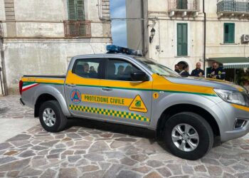 Nuovo mezzo per la protezione civile di Pollutri, consegnato un pick-up