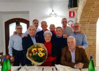 Gli ex alunni della Domus Pacis incontrano la maestra Olga