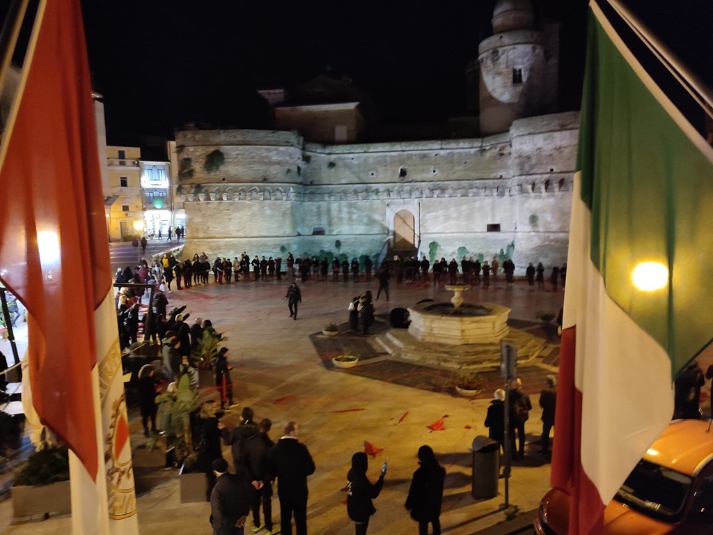 Orecchini Pendenti A Goccia In Vera Pelle Morbida - Fatti A Mano, Leggeri E Alla Moda Per Donne - Colore Rosa