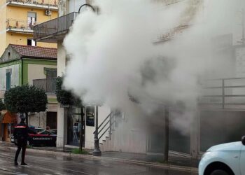 Vasto, fiamme all’interno di una pizzeria di corso Garibaldi