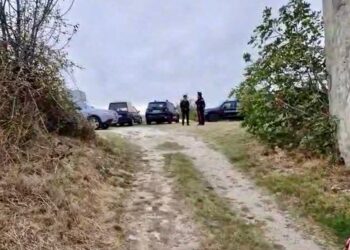 Donna di 66 anni trovata morta in casa uccisa a coltellate