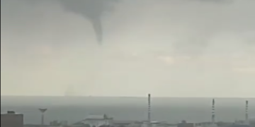 Neve nell’Alto Vastese, tromba marina tra Vasto e San Salvo, mareggiate a Casalbordino