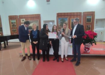 Dieci in pagella: premiati a Palazzo d’Avalos gli studenti meritevoli