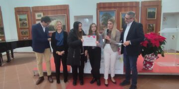 Dieci in pagella: premiati a Palazzo d’Avalos gli studenti meritevoli
